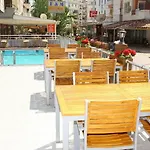 Corner Boutique Hotel 3*