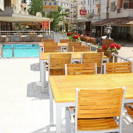 Corner Boutique Hotel 3*