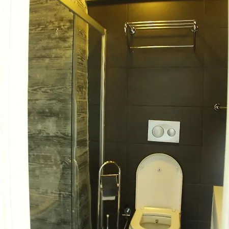 Corner Boutique Hotel 3*