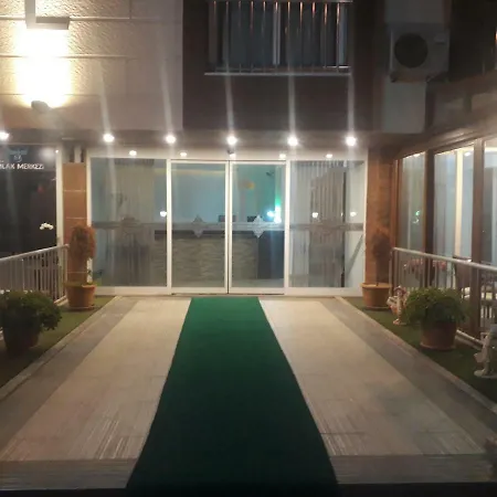 Corner Boutique Didim