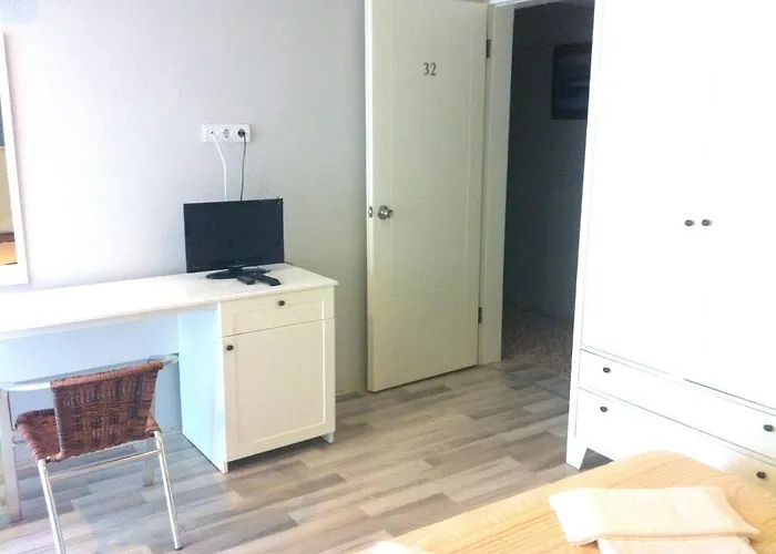 Corner Boutique Ντιντίμ